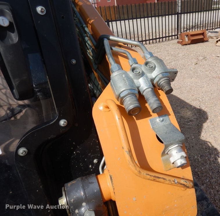 image for item DM5430 2015 Case TV380  skid steer loader