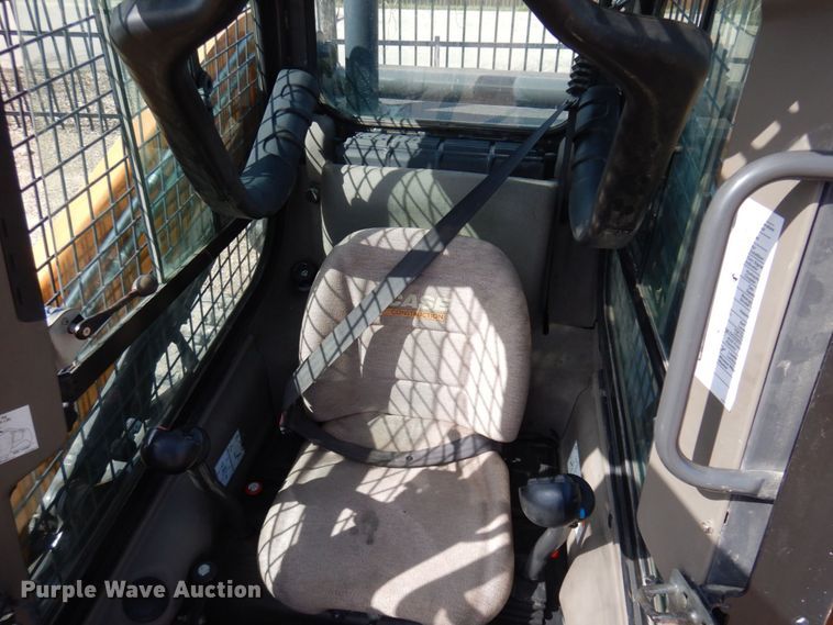 image for item DM5430 2015 Case TV380  skid steer loader