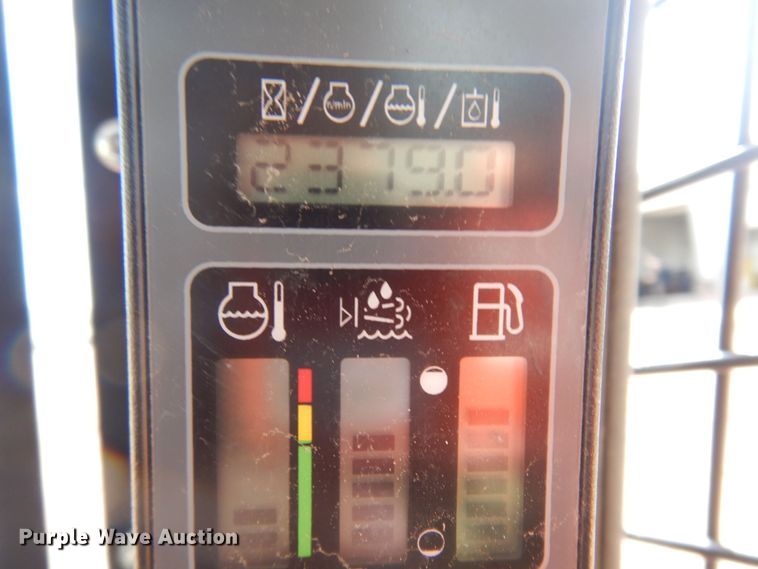 image for item DM5430 2015 Case TV380  skid steer loader