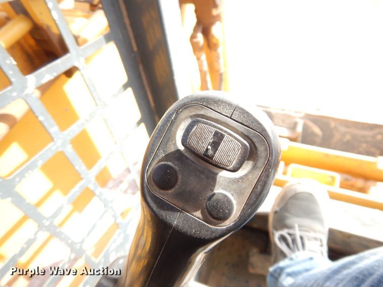 image for item DM5431 Mustang MTL312  skid steer loader