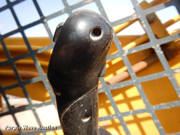 image for item DM5431 Mustang MTL312  skid steer loader