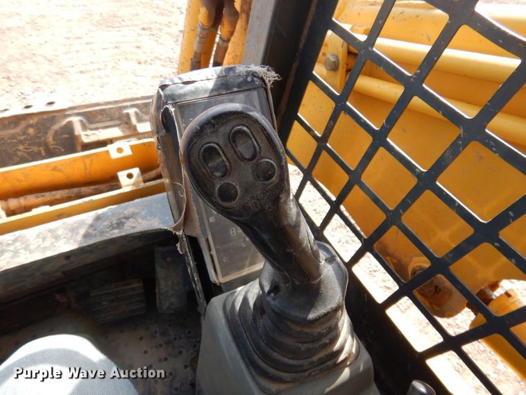 image for item DM5431 Mustang MTL312  skid steer loader