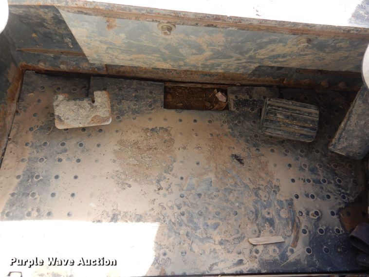 image for item DM5431 Mustang MTL312  skid steer loader