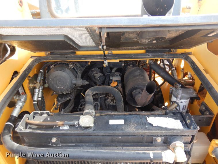 image for item DM5431 Mustang MTL312  skid steer loader