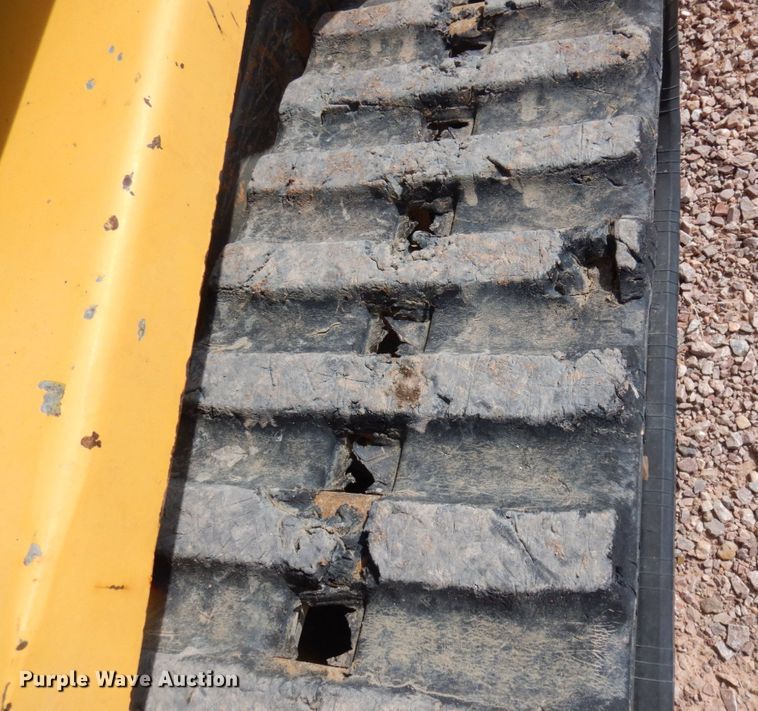 image for item DM5431 Mustang MTL312  skid steer loader