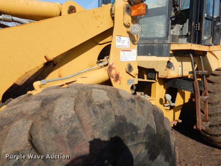 image for item DM6141 1998 Caterpillar 938G  wheel loader