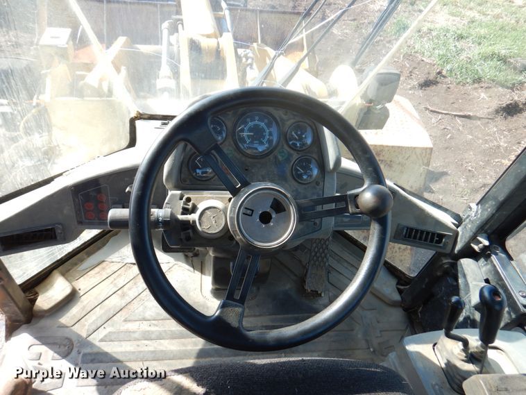 image for item DM6141 1998 Caterpillar 938G  wheel loader