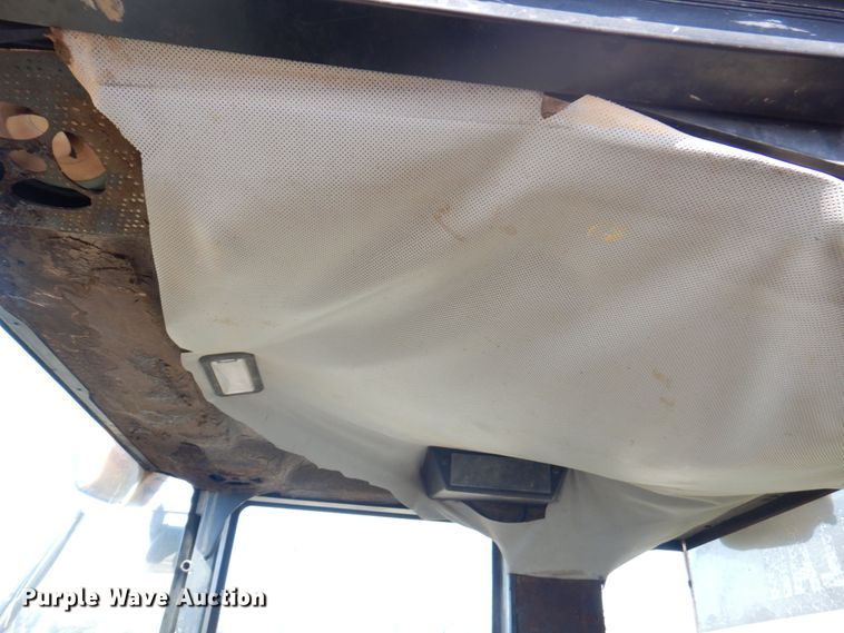 image for item DM6141 1998 Caterpillar 938G  wheel loader