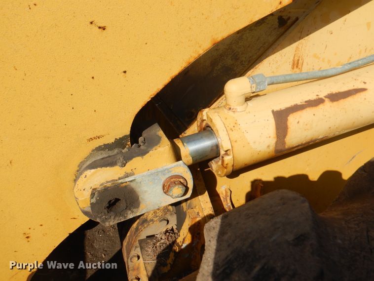 image for item DM6141 1998 Caterpillar 938G  wheel loader