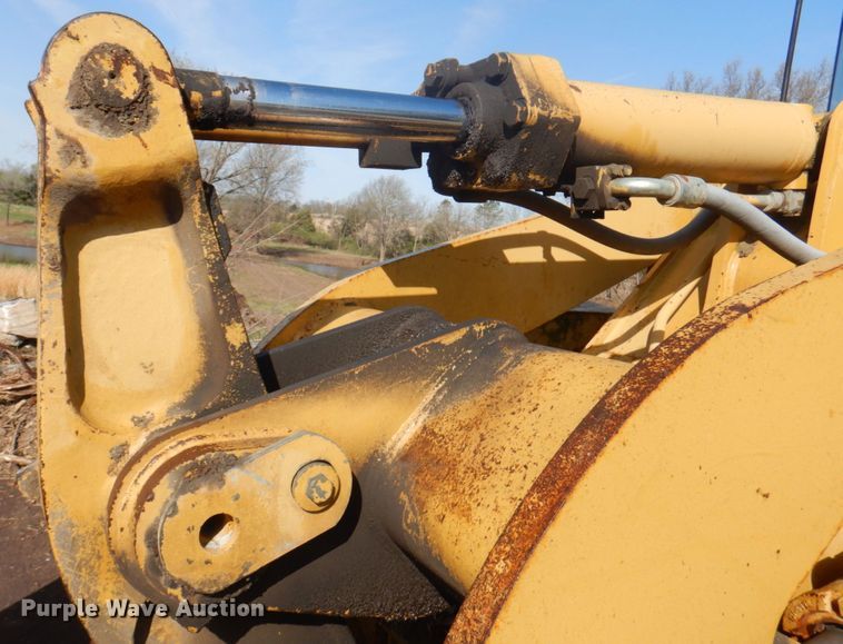 image for item DM6141 1998 Caterpillar 938G  wheel loader