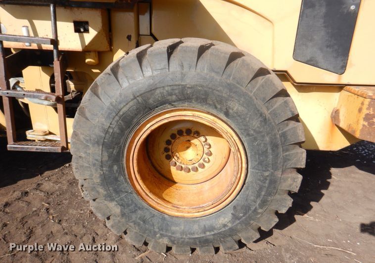 image for item DM6141 1998 Caterpillar 938G  wheel loader