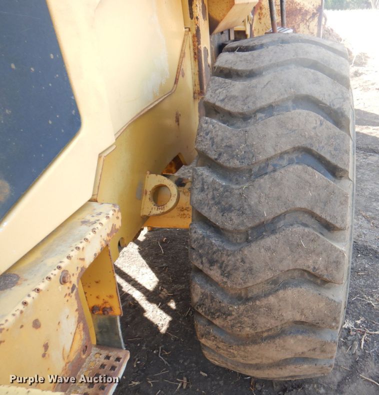 image for item DM6141 1998 Caterpillar 938G  wheel loader