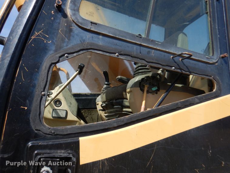 image for item DM6142 1997 Caterpillar 330B L  excavator