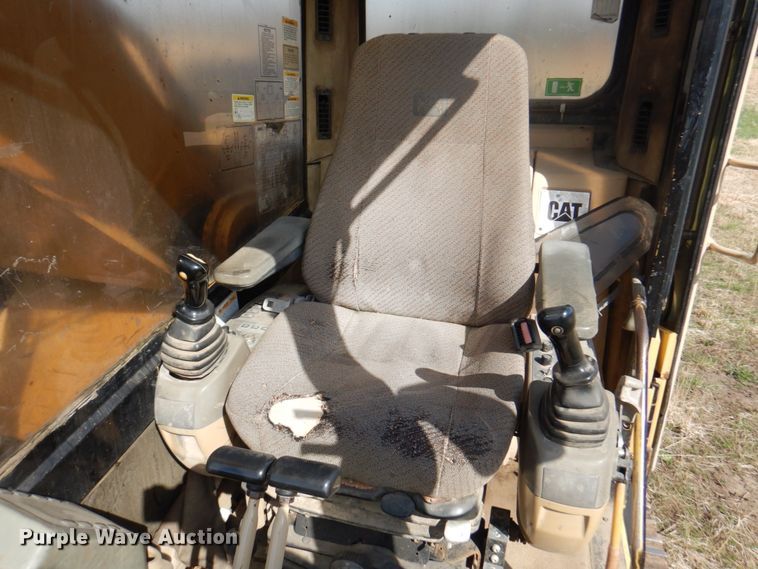 image for item DM6142 1997 Caterpillar 330B L  excavator