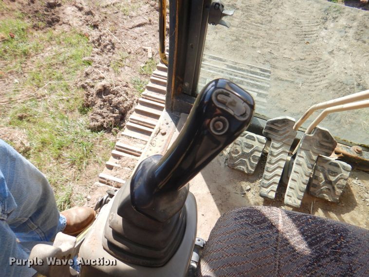 image for item DM6142 1997 Caterpillar 330B L  excavator