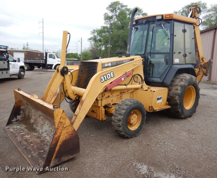 image for item DM6147 1998 John Deere 310E  backhoe