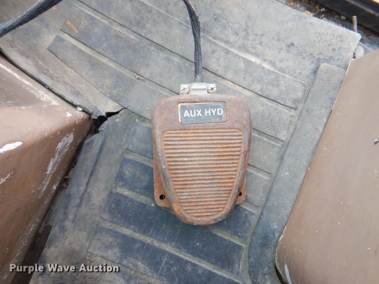 image for item DM6147 1998 John Deere 310E  backhoe