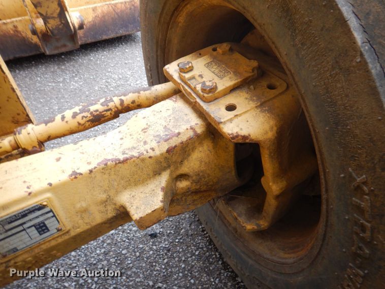 image for item DM6147 1998 John Deere 310E  backhoe