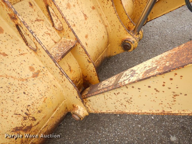 image for item DM6147 1998 John Deere 310E  backhoe