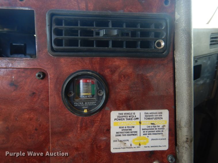 image for item DM7306 2004 International 5900i  dump truck