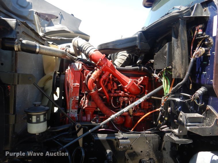 image for item DM7306 2004 International 5900i  dump truck