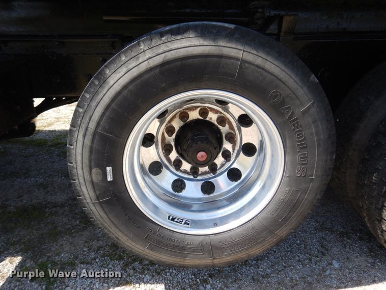 image for item DM7306 2004 International 5900i  dump truck