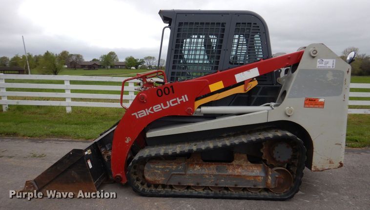 image for item DM7321 2013 Takeuchi TL12  skid steer loader