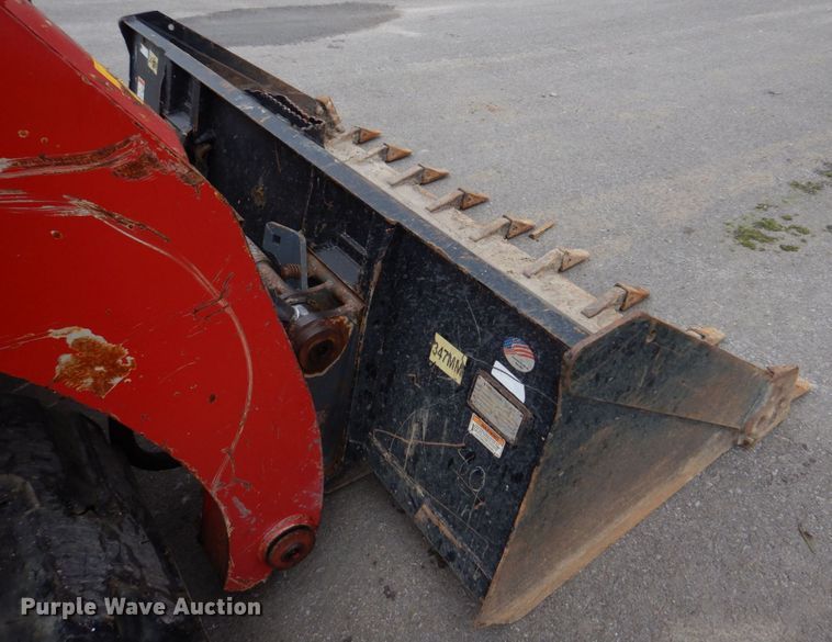 image for item DM7321 2013 Takeuchi TL12  skid steer loader