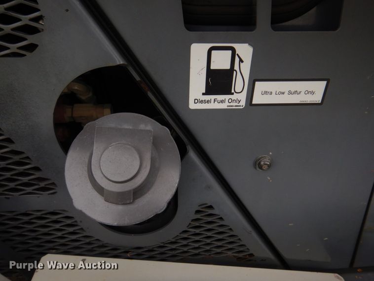 image for item DM7321 2013 Takeuchi TL12  skid steer loader