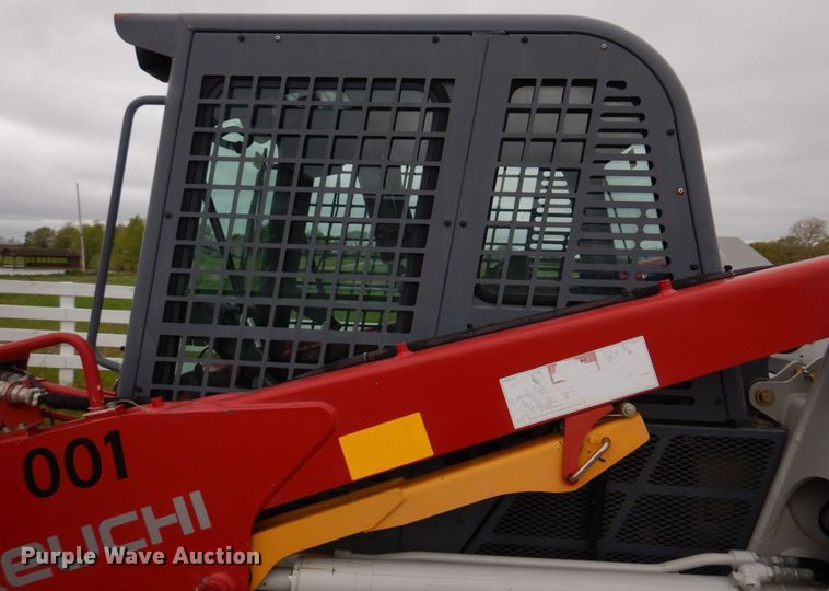 image for item DM7321 2013 Takeuchi TL12  skid steer loader