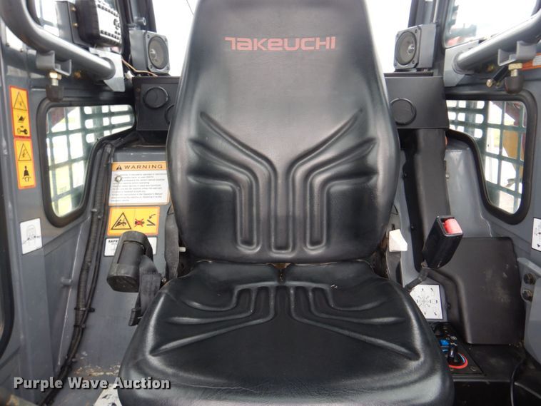 image for item DM7321 2013 Takeuchi TL12  skid steer loader