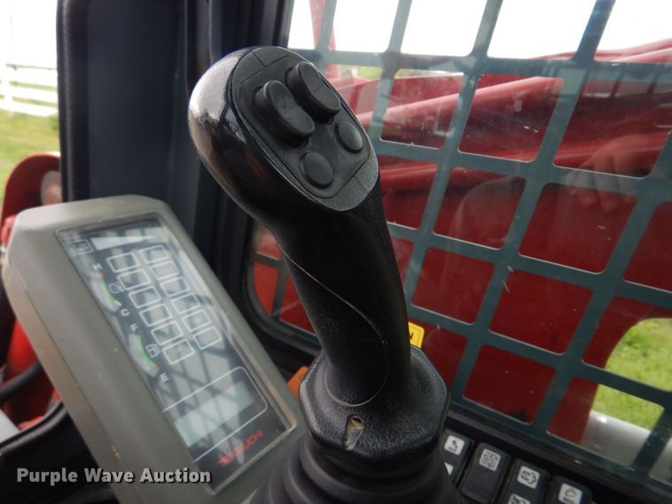 image for item DM7321 2013 Takeuchi TL12  skid steer loader