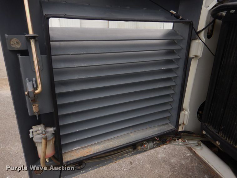 image for item DM7321 2013 Takeuchi TL12  skid steer loader