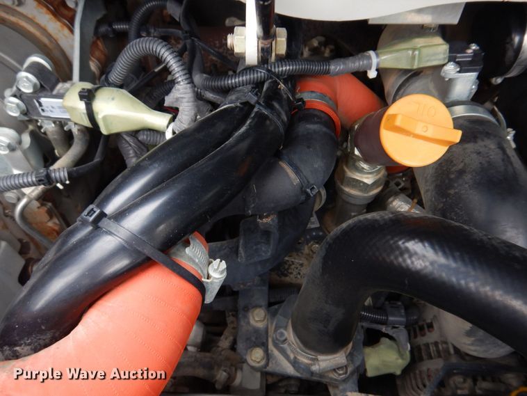 image for item DM7321 2013 Takeuchi TL12  skid steer loader