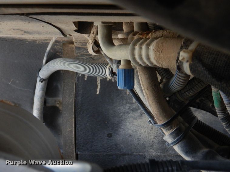 image for item DM7321 2013 Takeuchi TL12  skid steer loader