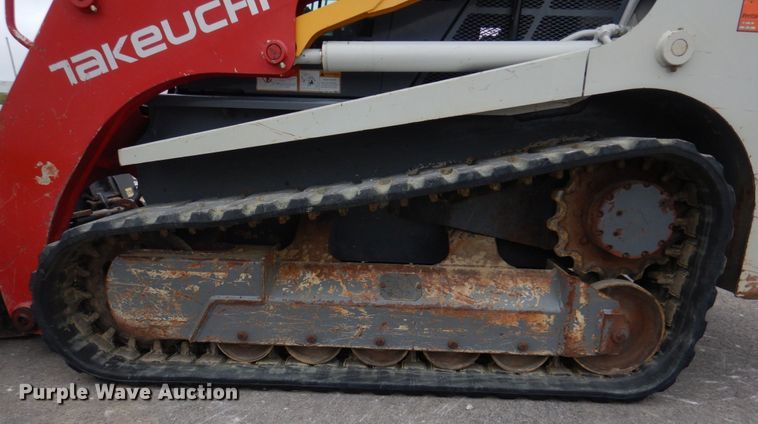 image for item DM7321 2013 Takeuchi TL12  skid steer loader