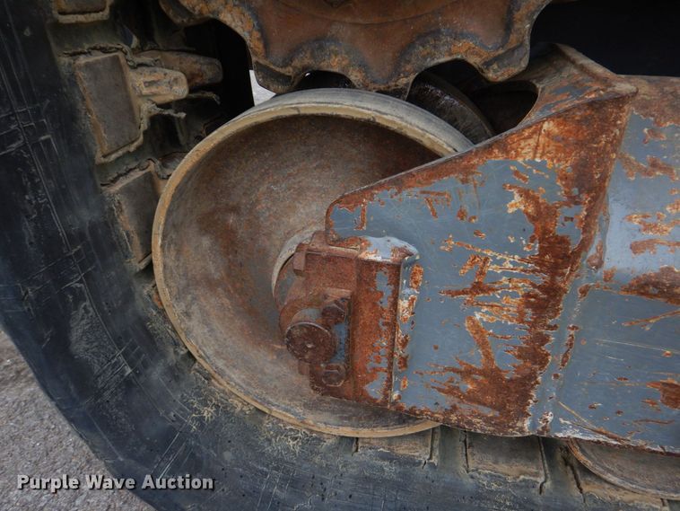 image for item DM7321 2013 Takeuchi TL12  skid steer loader