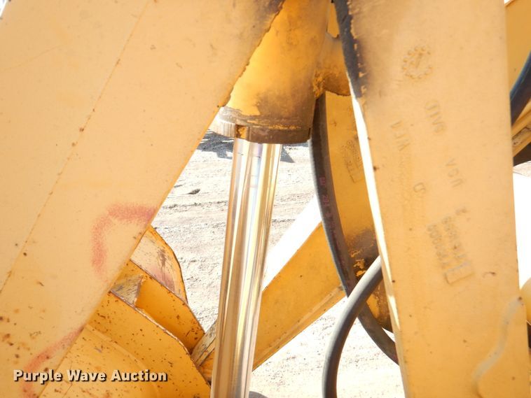 image for item DN1407 1999 John Deere 310E  backhoe