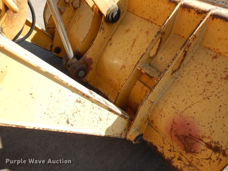 image for item DN1407 1999 John Deere 310E  backhoe