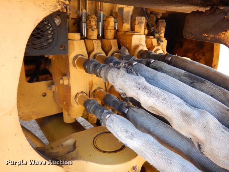 image for item DN1407 1999 John Deere 310E  backhoe