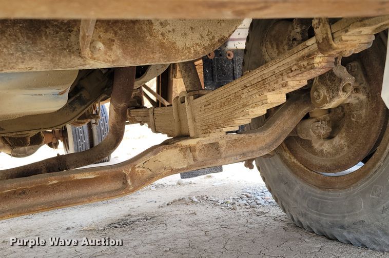 image for item DN7339 1974 Ford 750  water truck