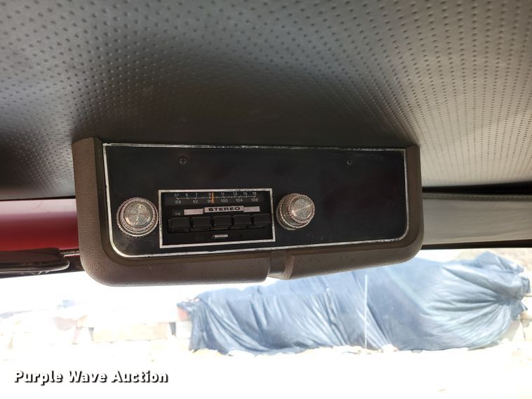 image for item DN7339 1974 Ford 750  water truck