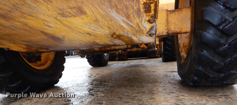 image for item DN7369 1990 John Deere 544E  wheel loader