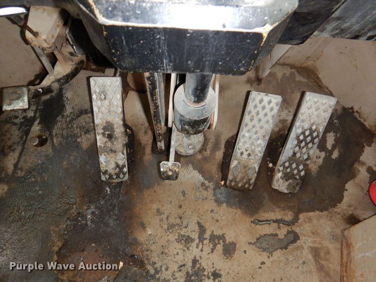 image for item DN7369 1990 John Deere 544E  wheel loader