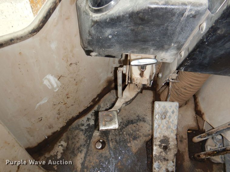 image for item DN7369 1990 John Deere 544E  wheel loader