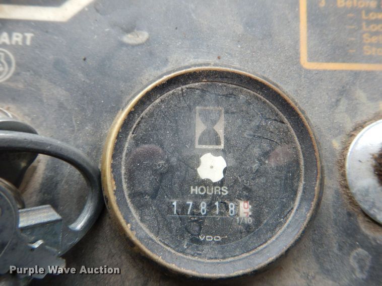 image for item DN7369 1990 John Deere 544E  wheel loader