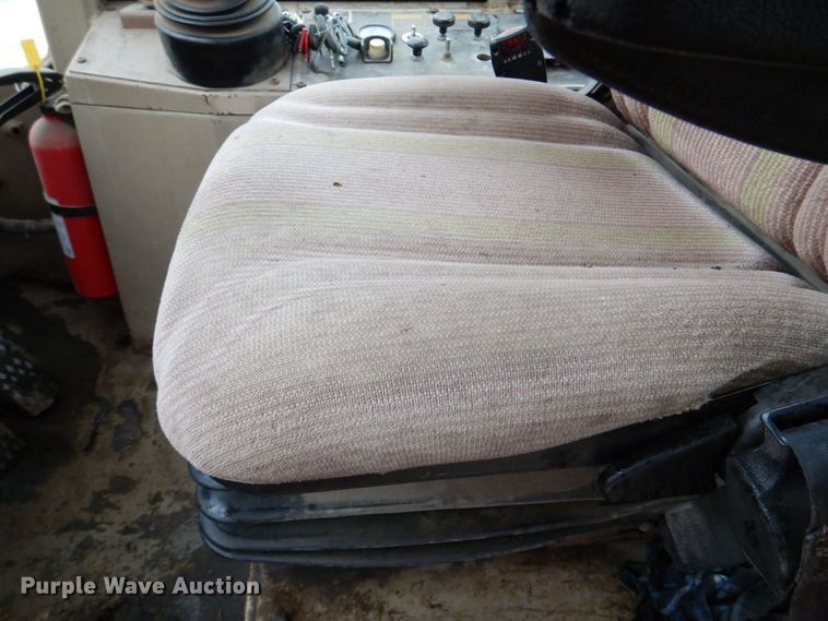 image for item DN7369 1990 John Deere 544E  wheel loader