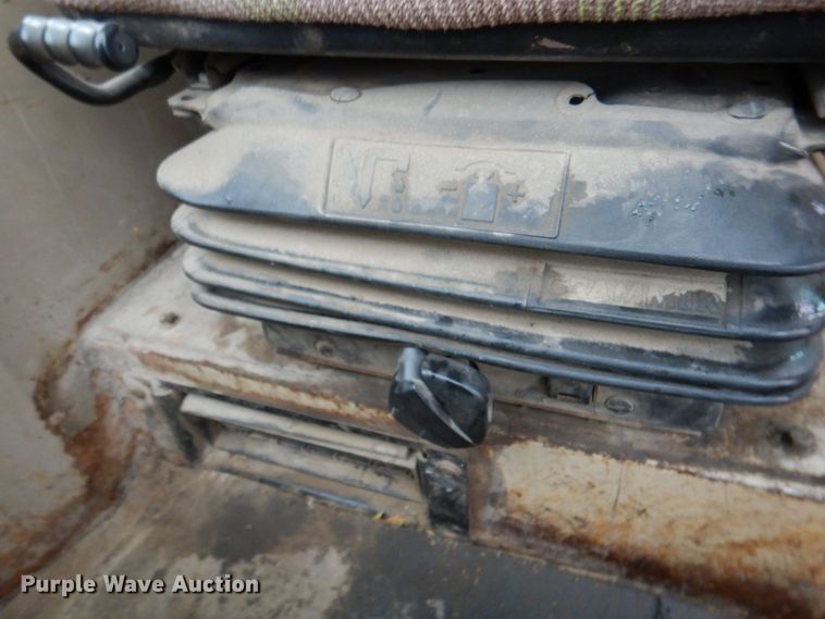 image for item DN7369 1990 John Deere 544E  wheel loader