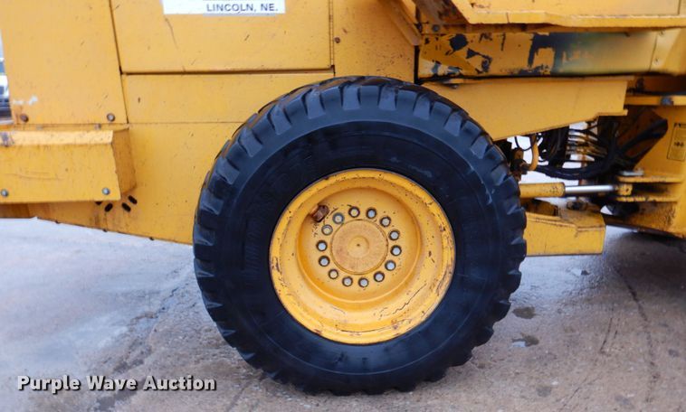 image for item DN7369 1990 John Deere 544E  wheel loader