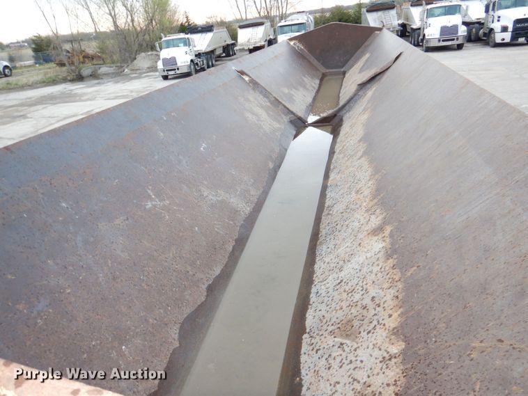 image for item DN7370 2003 Side Dump Industries DS42CAH1R6C12  side dump trailer